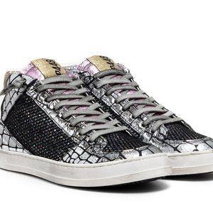 p448 queens mid sneaker